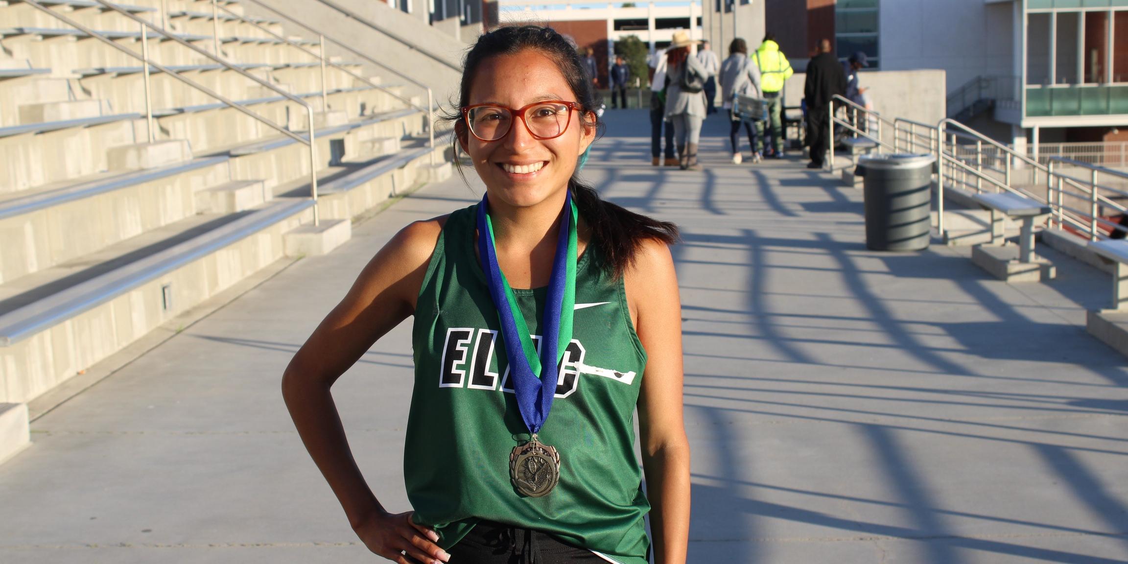 Flores Wins Women's 1500m Conference Title, Diaz Also Advances