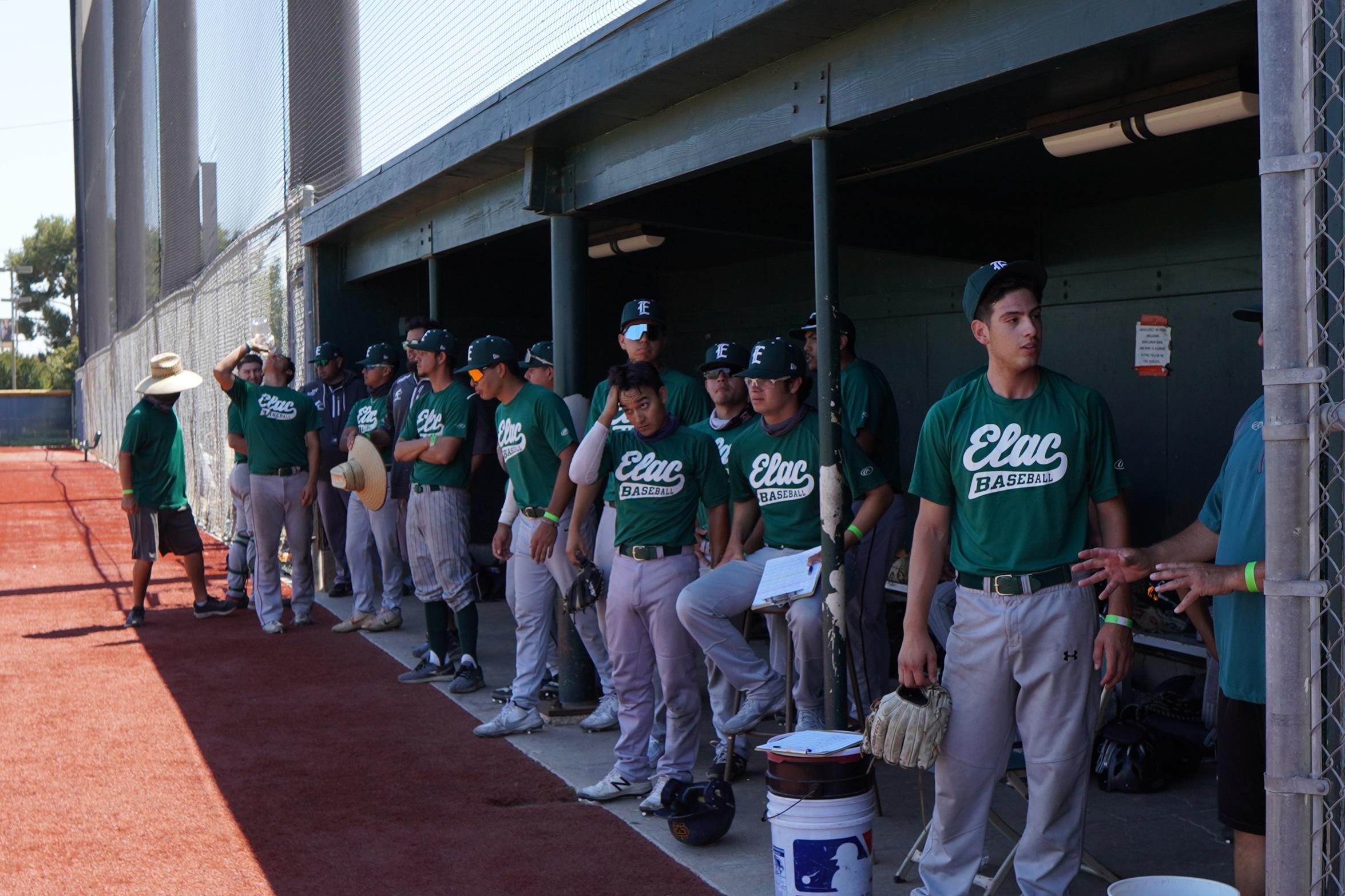 Huskies awaiting to take the field for their set of scrimmages versus LA Valley.