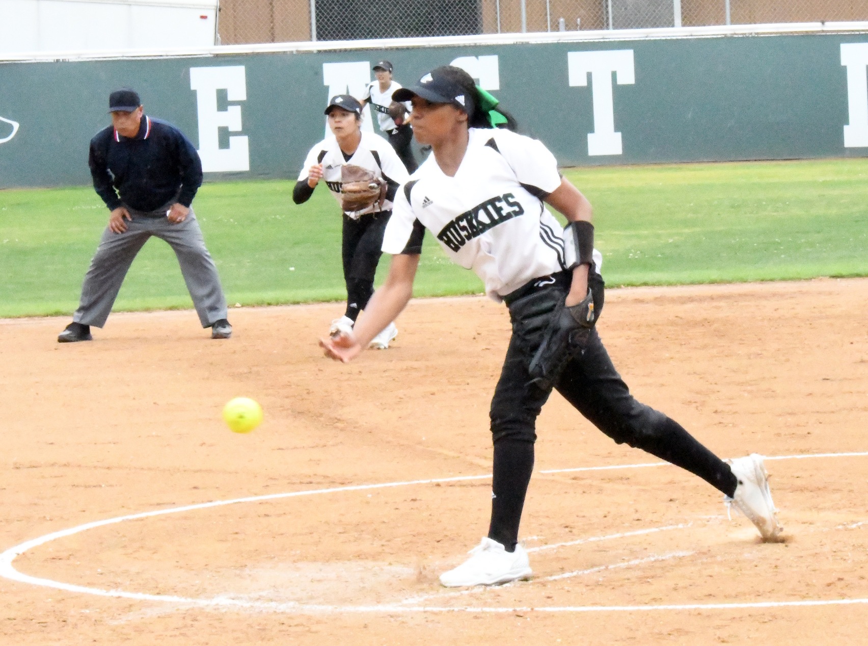 Pitcher Majisty Shomo opens the season with a win. East Los Angeles College defeated L.A. Mission College 5-4. (photo by DeeDee Jackson)