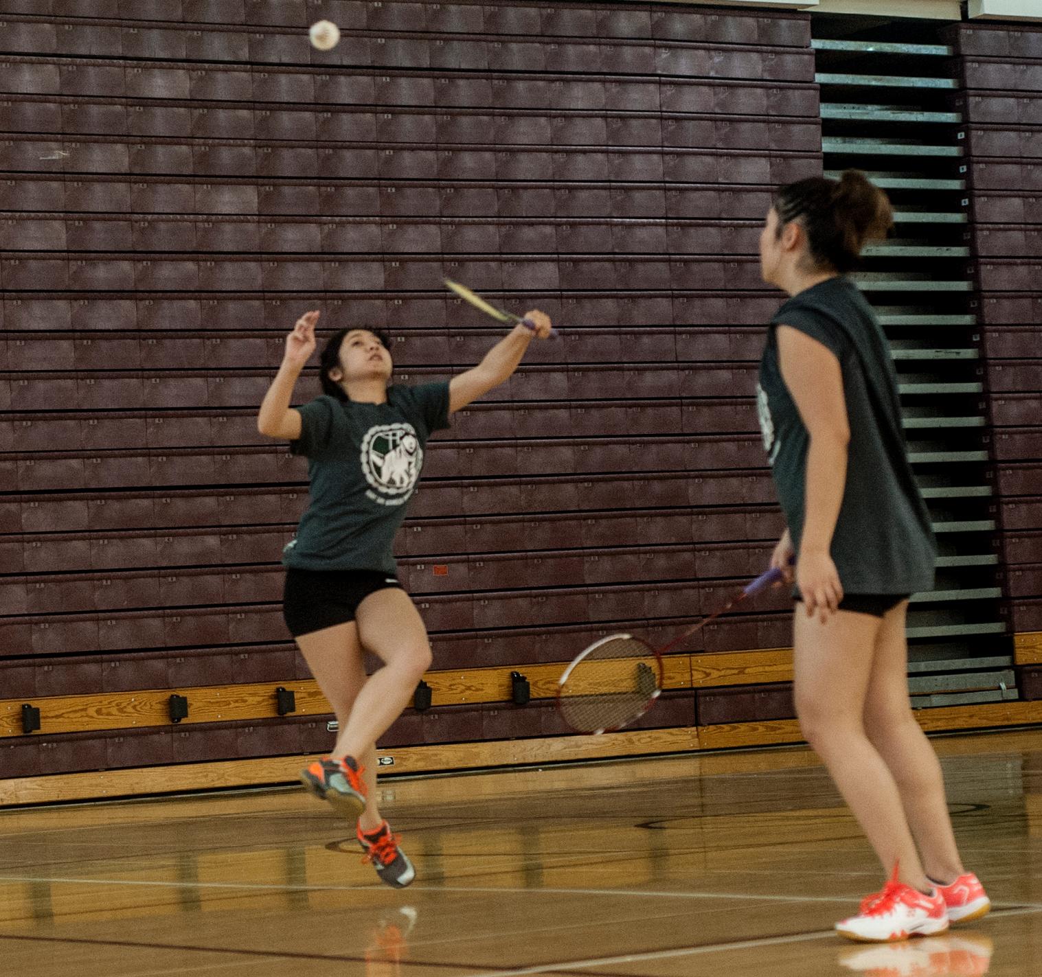 Huskies badminton records first shut out
