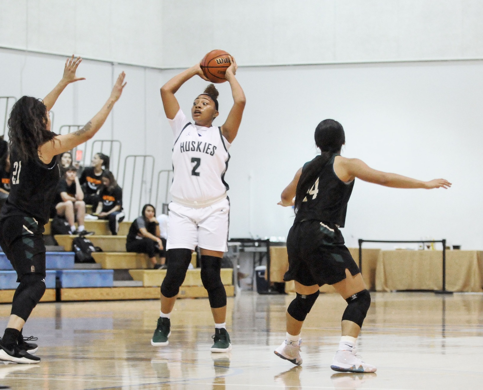 ELAC women’s basketball gets an 87-64 win over El Camino College