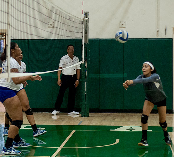 HUSKY DIG—East Los Angeles College freshman Vanessa Peralta moves to get one of her 46 digs in a five-set loss to San Bernardino College in a non-conference round-robin tournament in the South Gyms “E”rena on Sept. 25, 2015. PHOTO BY TADZIO GARCIA